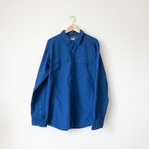 Blue Columbia Omni shade button down shirt